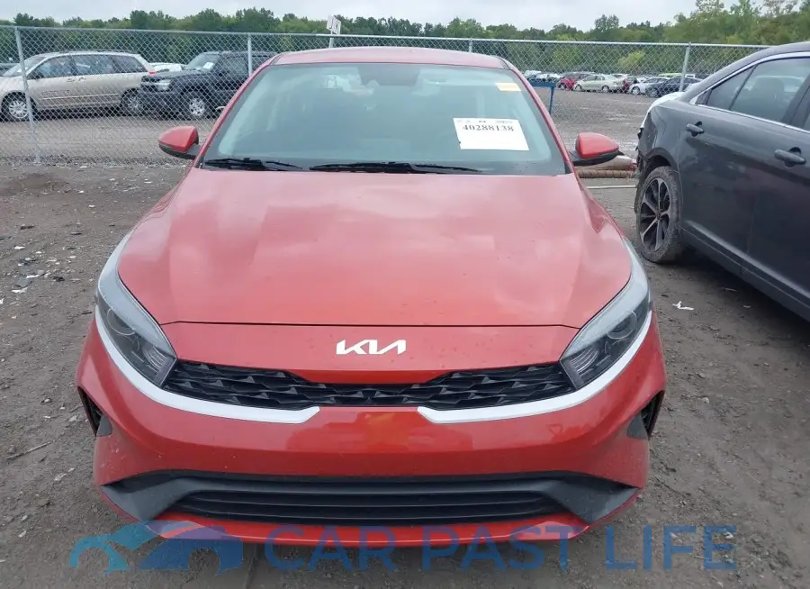 3KPF24AD7PE574206# 12