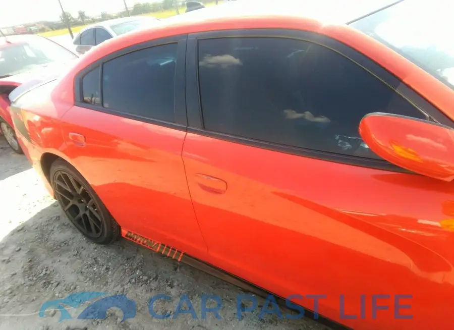 2C3CDXCT2HH629674# 13