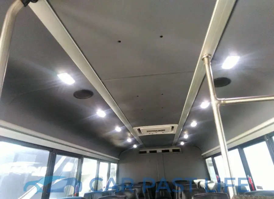 1FDFE4FS8HDC27593# 24