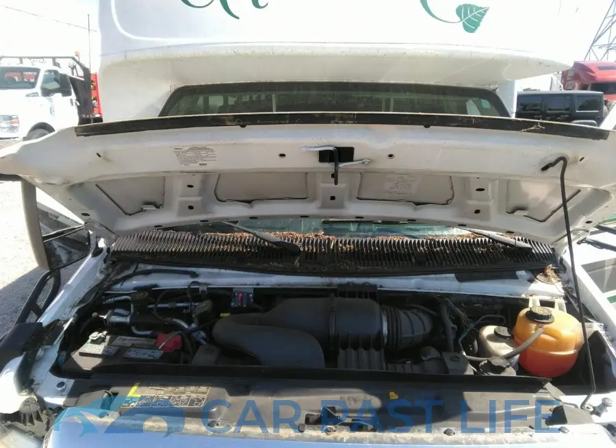 1FDFE4FS8HDC27593# 9