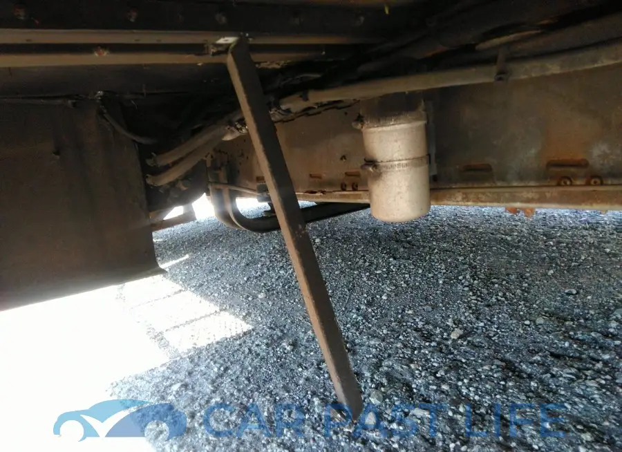 1FDFE4FS8HDC27593# 13