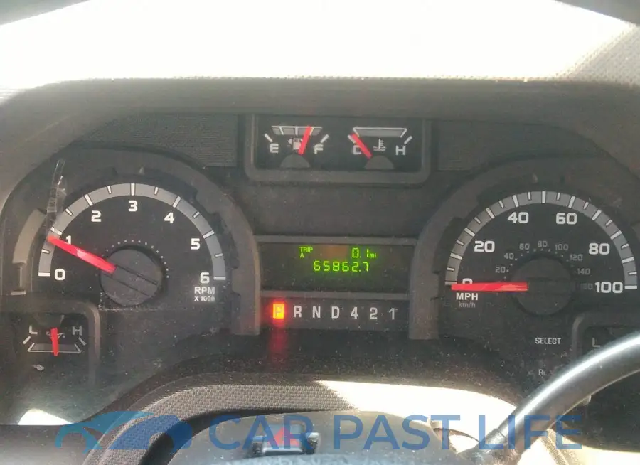 1FDFE4FS8HDC27593# 5