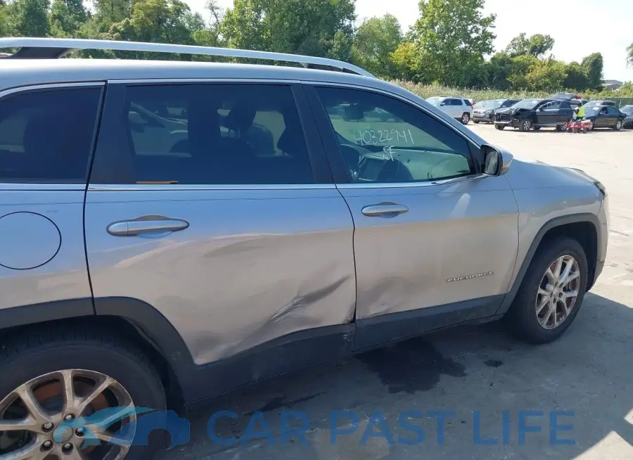 1C4PJLCS1HW507606# 17