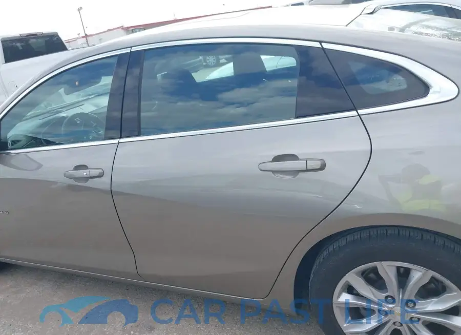 1G1ZD5ST3NF159009# 14