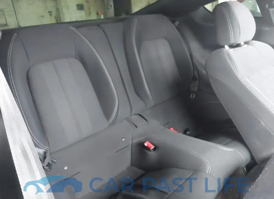 1FA6P8CF6J5171222# 8