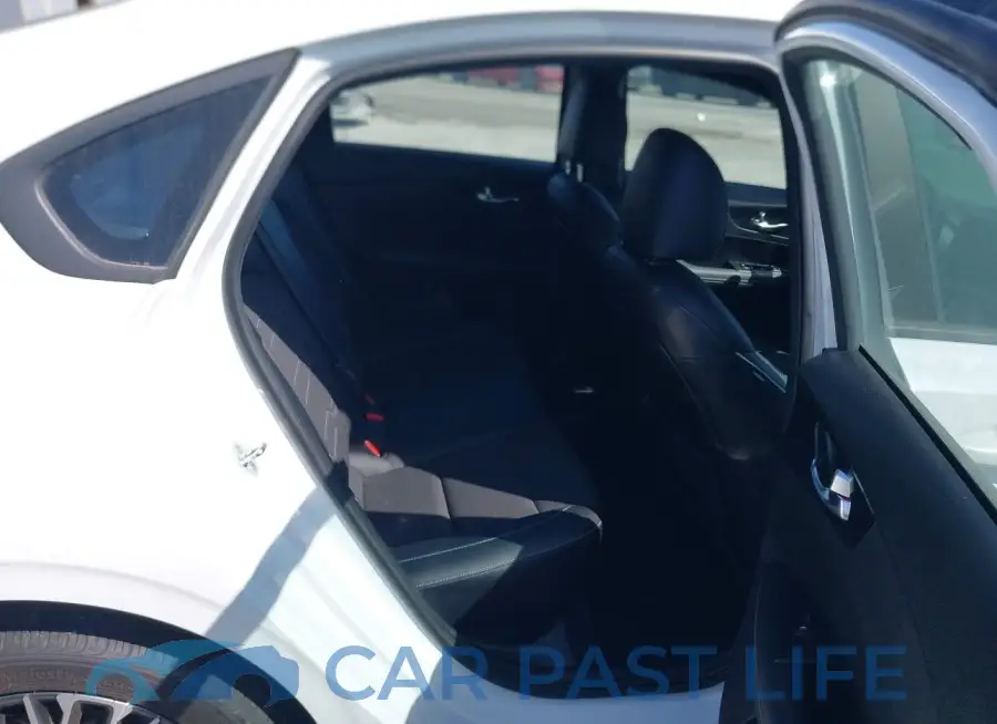 3KPF54AD3PE580981# 8