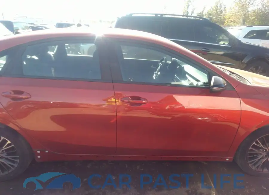 3KPF54AD9PE516749# 14