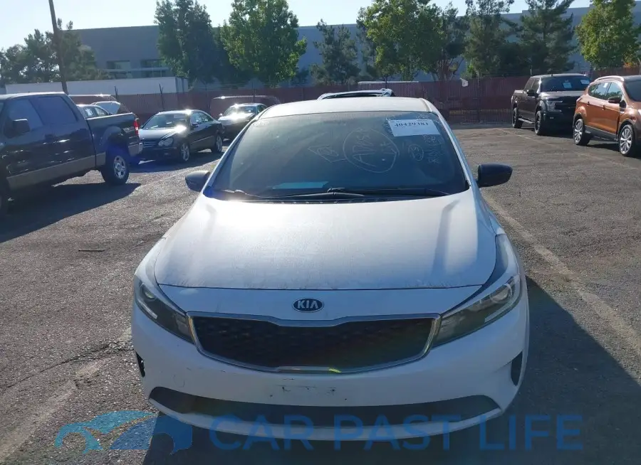 3KPFL4A76HE123521# 12