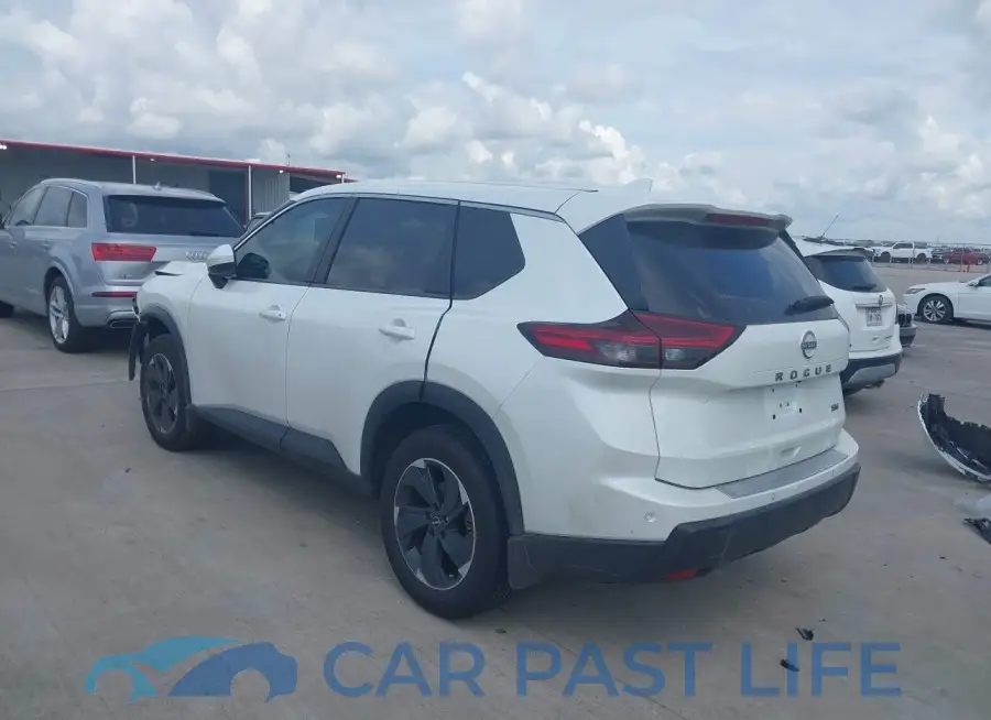 JN8BT3BA6RW351145# 3