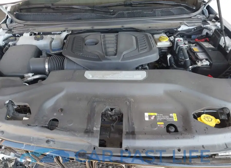 1C4SJVBP8RS133555# 10