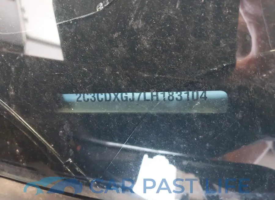 2C3CDXGJ7LH183104# 9