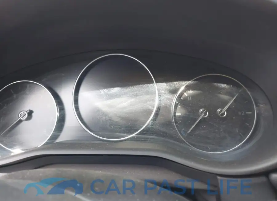 3MVDMBAL4MM252071# 7