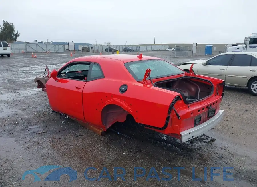 2C3CDZL9XMH622658# 3