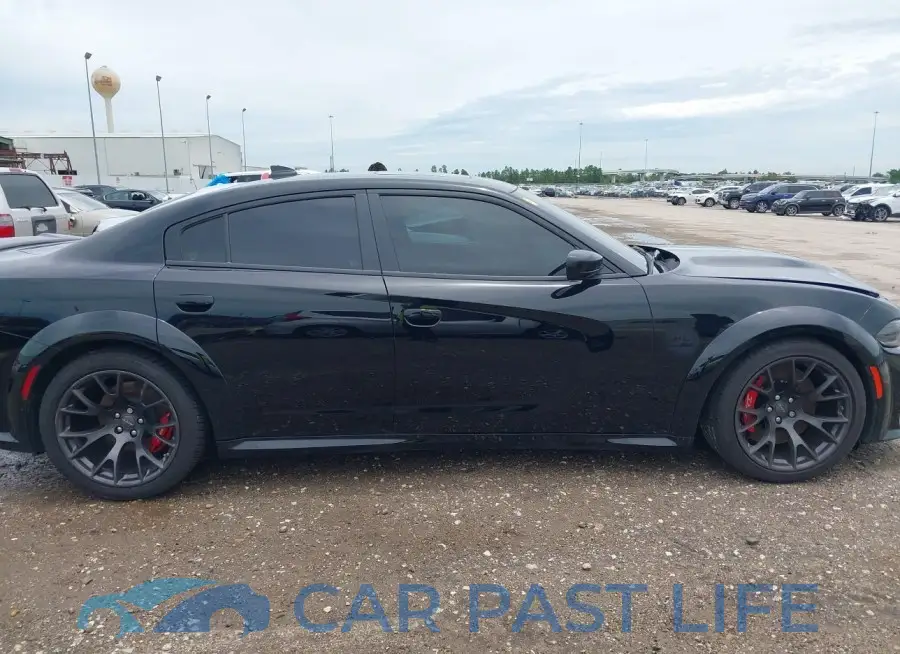 2C3CDXGJ8NH229431# 13