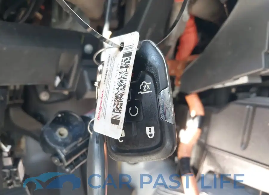 1GNSKHKC3KR332044# 11