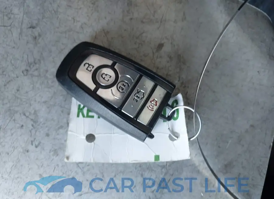 1FATP8UHXP5103498# 11