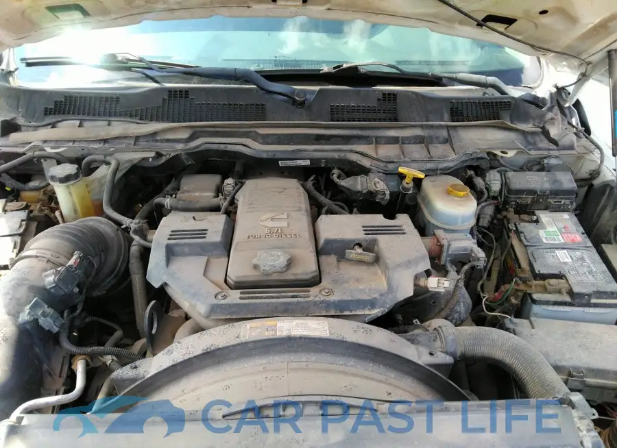 3C7WRSCL6EG113345# 9