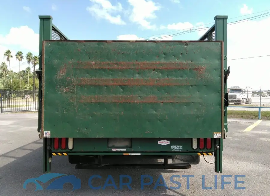 3C7WRSCL6EG113345# 15