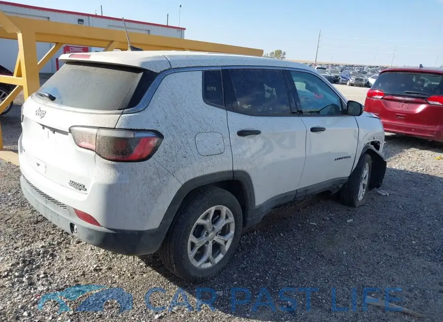 3C4NJDAN8RT108872# 4