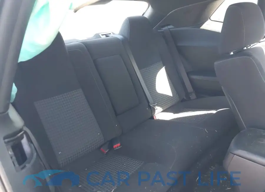 2C3CDZJG6NH260671# 8