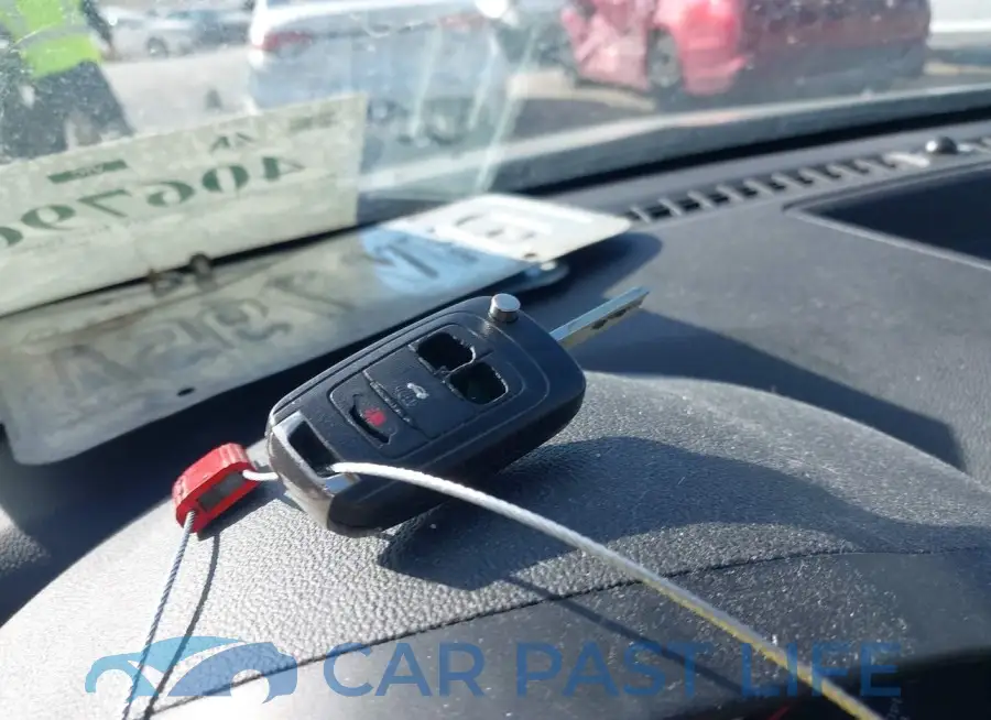 1G1PA5SH6E7413480# 11