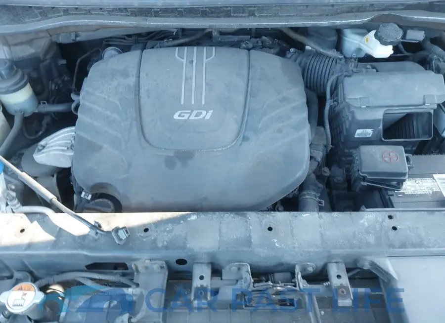 KNDMC5C13G6114544# 10