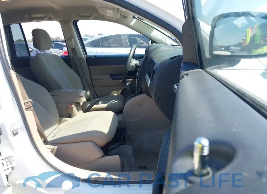 1C4NJCBA6ED818164# 5