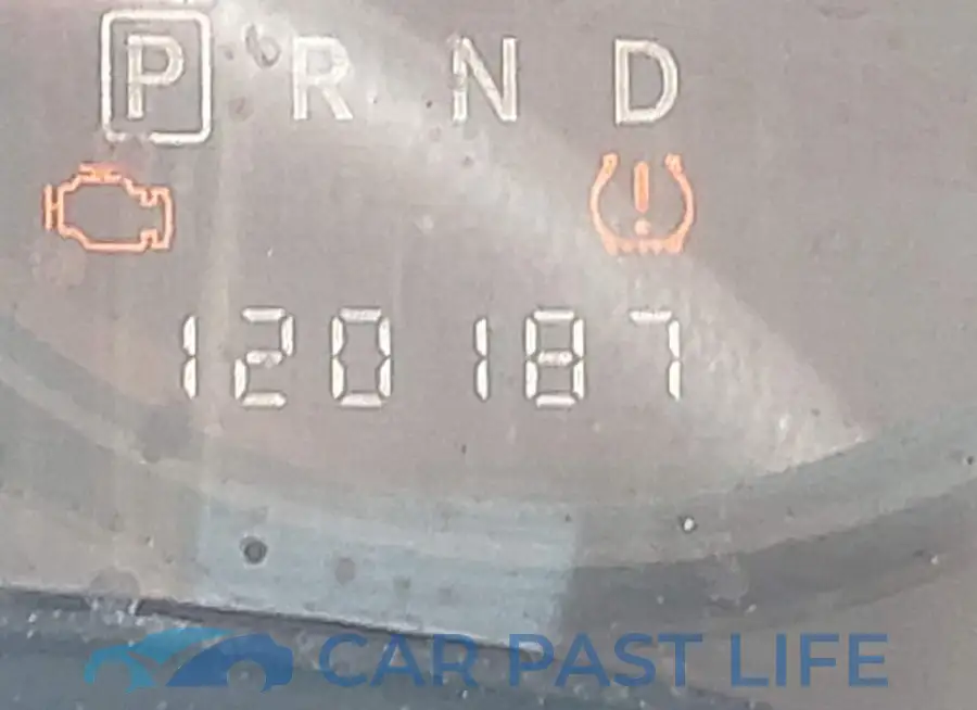 1C4NJCBA6ED818164# 15