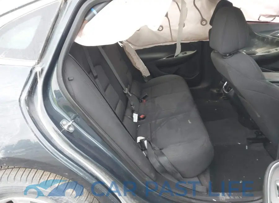 1G1ZD5ST5KF213521# 8
