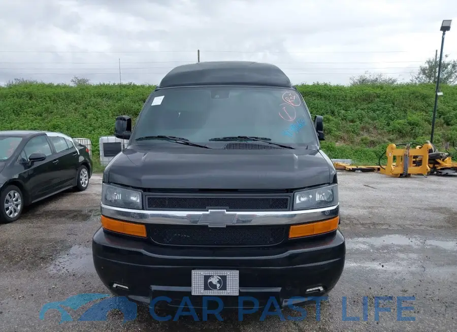 1GCWGBF72R1138295# 13