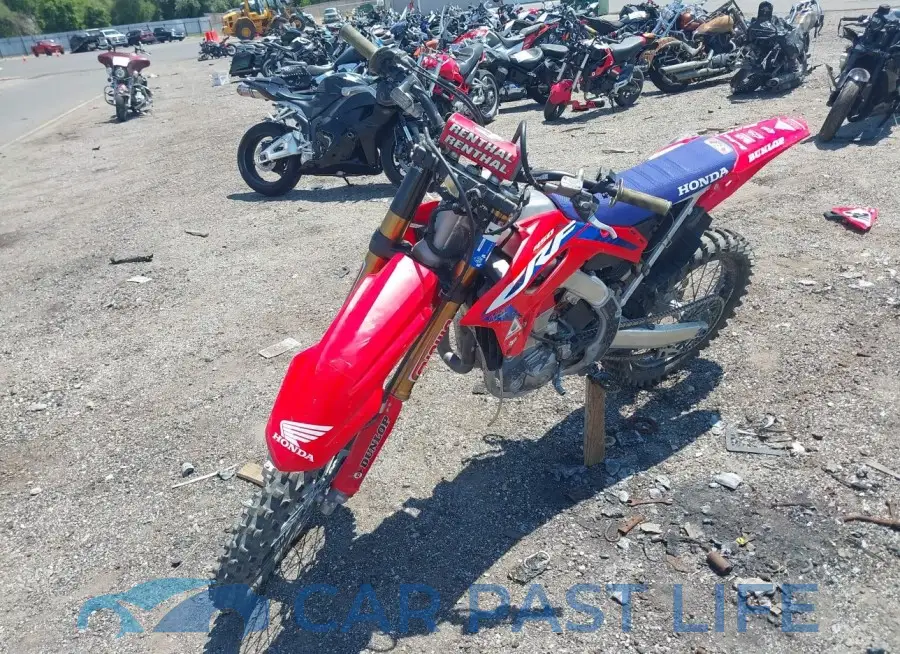 JH2PE1136NK300336# 2
