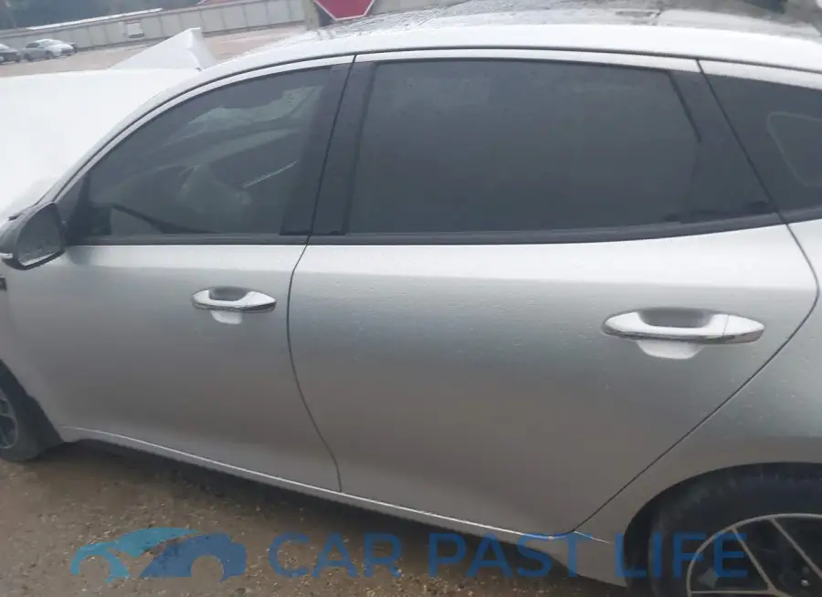 5XXGW4L25KG313581# 15