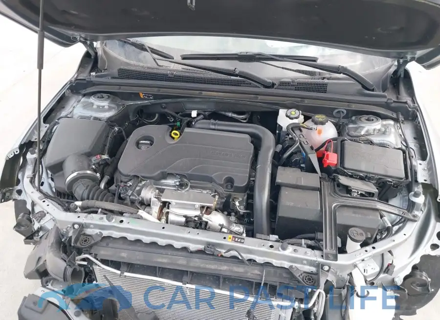 1G1ZD5ST8RF241663# 10