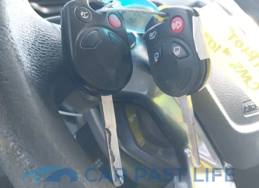1FTNE1ZM9FKA90426# 11