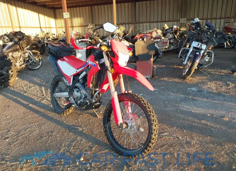 MLHND1657M5002157# 1
