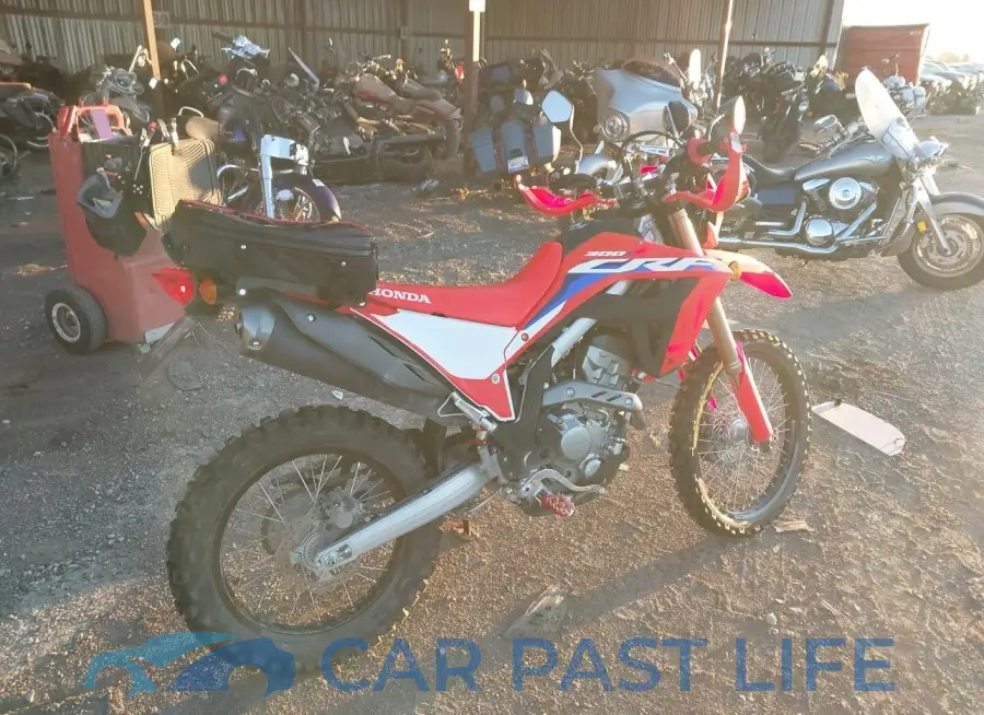 MLHND1657M5002157# 4