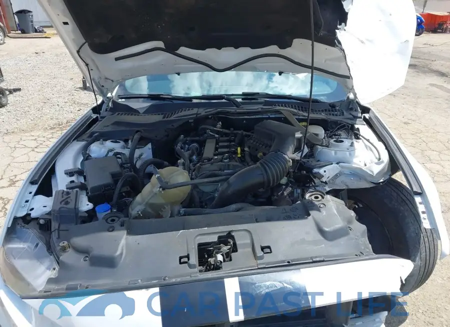 1FATP8UH6M5125137# 10