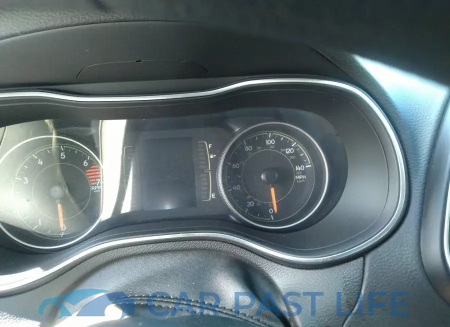 1C4PJLCB1LD614594# 7