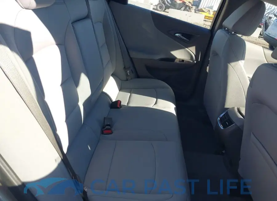 1G1ZD5ST4PF172676# 8