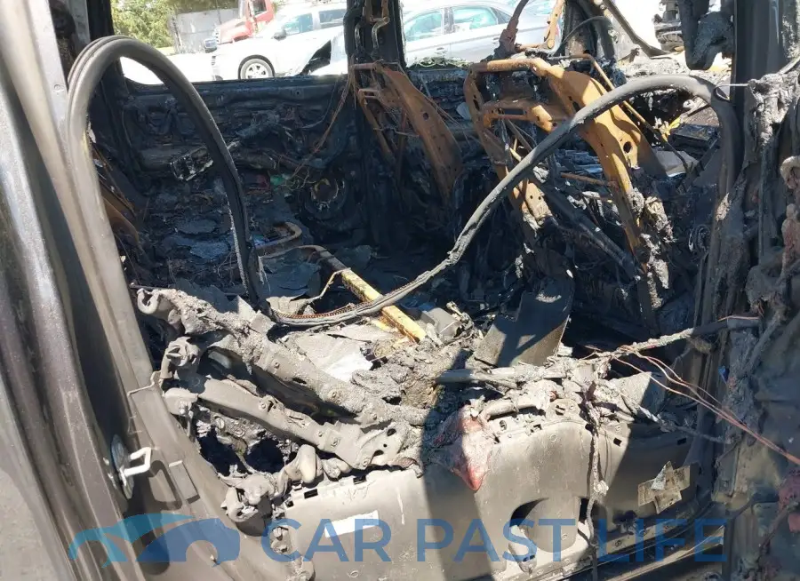 1C6SRFLT9RN151708# 8