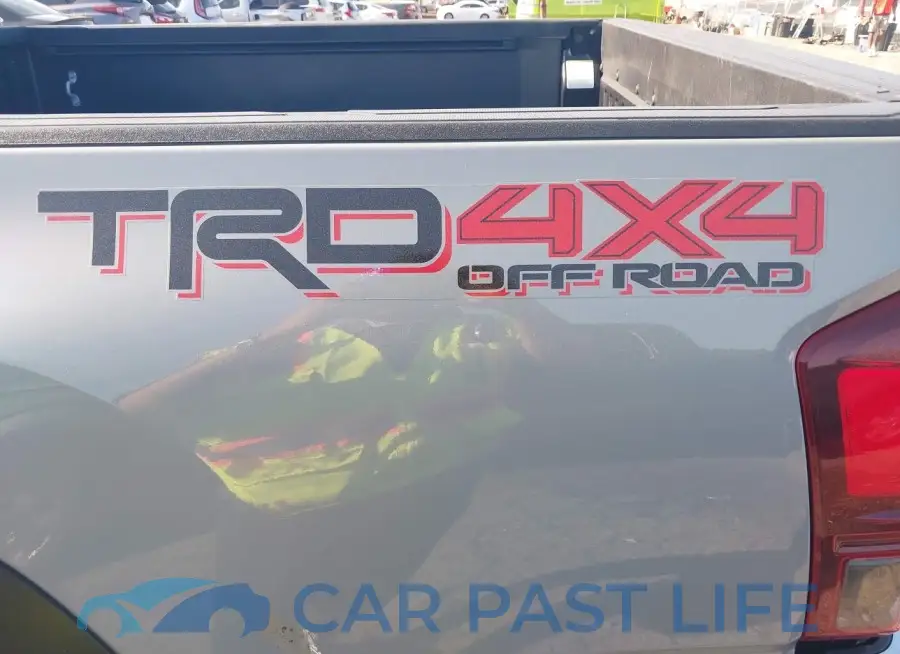 5TFCZ5ANXKX193083# 18
