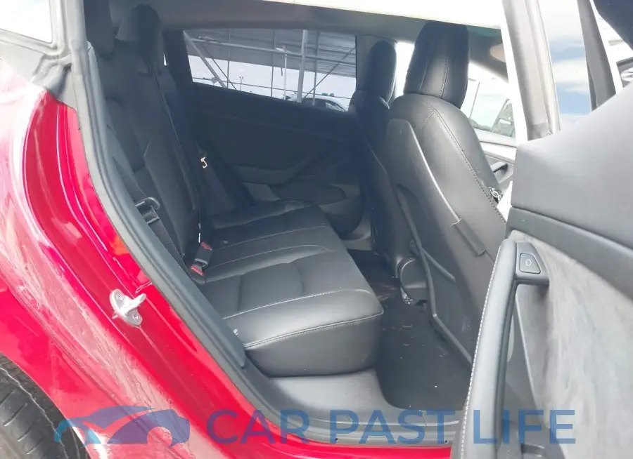 5YJ3E1EAXNF320778# 8
