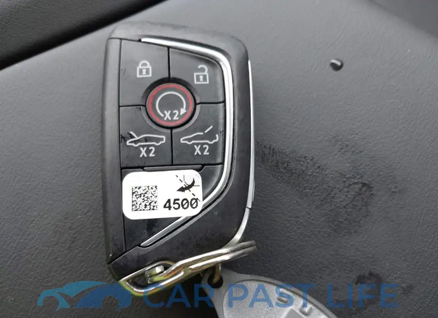 1G1YE2D36R5600034# 11