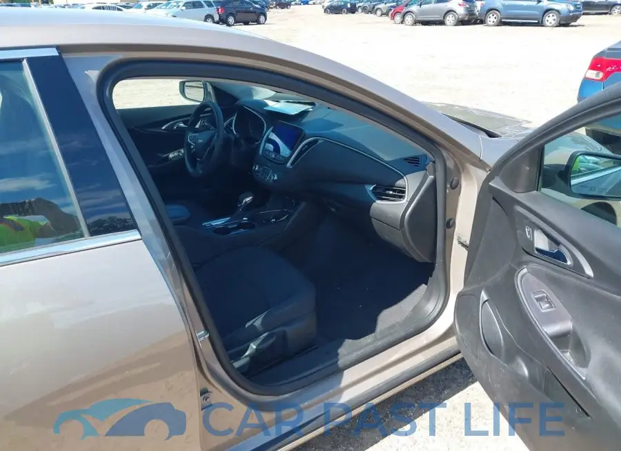 1G1ZD5ST5PF121493# 5