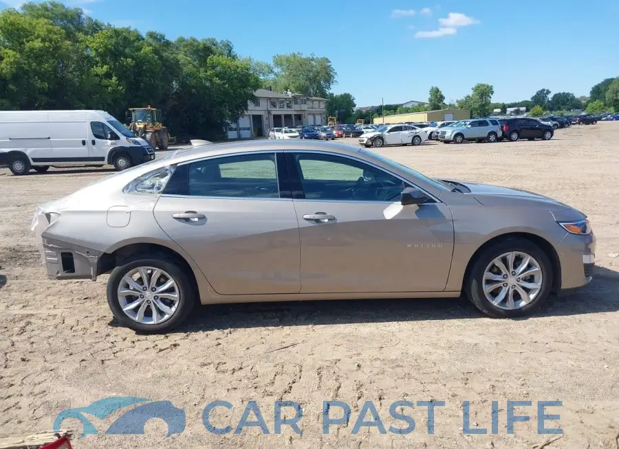 1G1ZD5ST5PF121493# 14