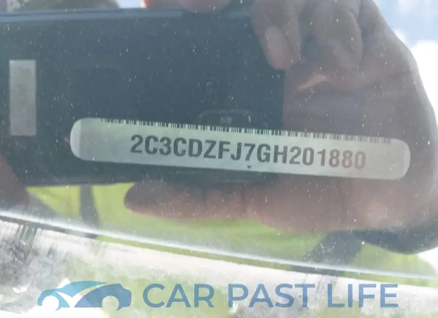 2C3CDZFJ7GH201880# 9