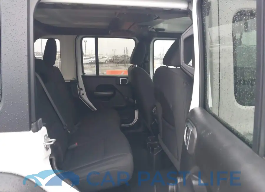1C4HJXDG6LW201676# 8