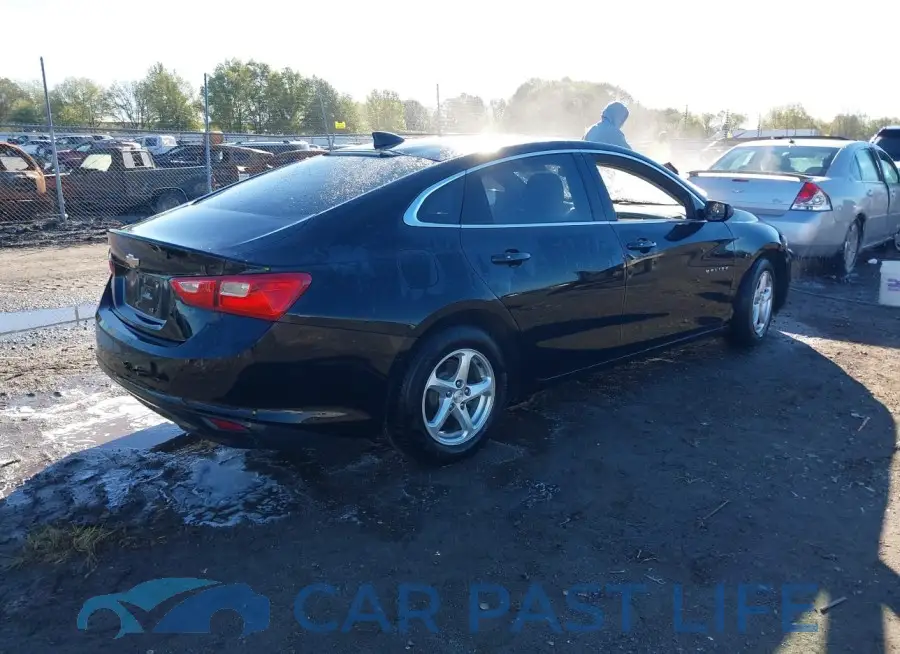 1G1ZB5ST6HF179068# 4