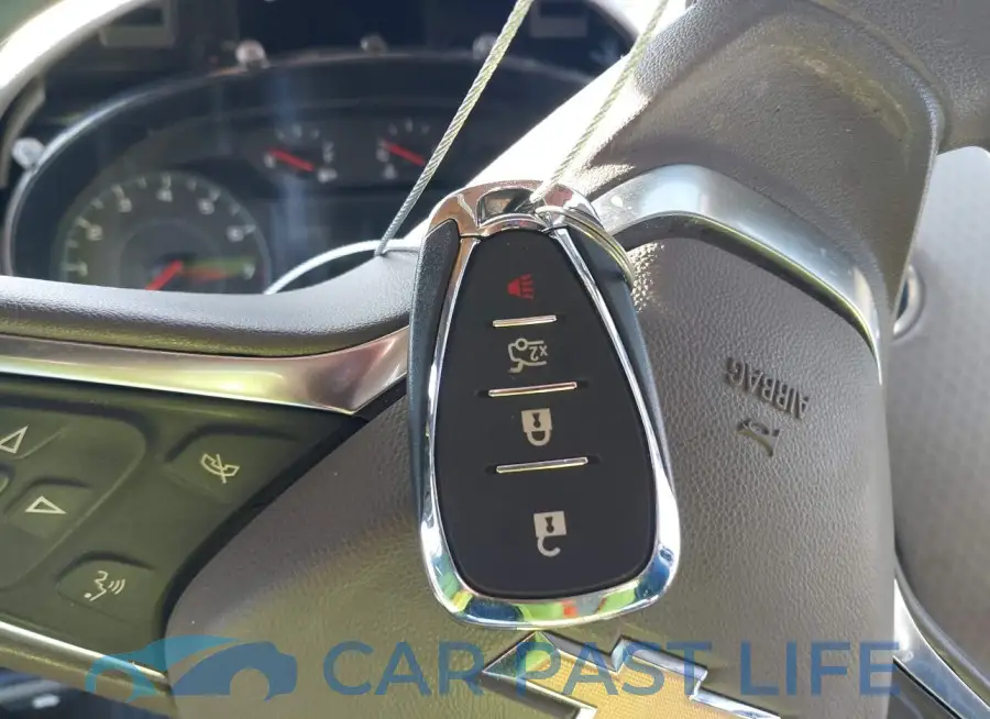 1G1ZB5ST6HF179068# 11