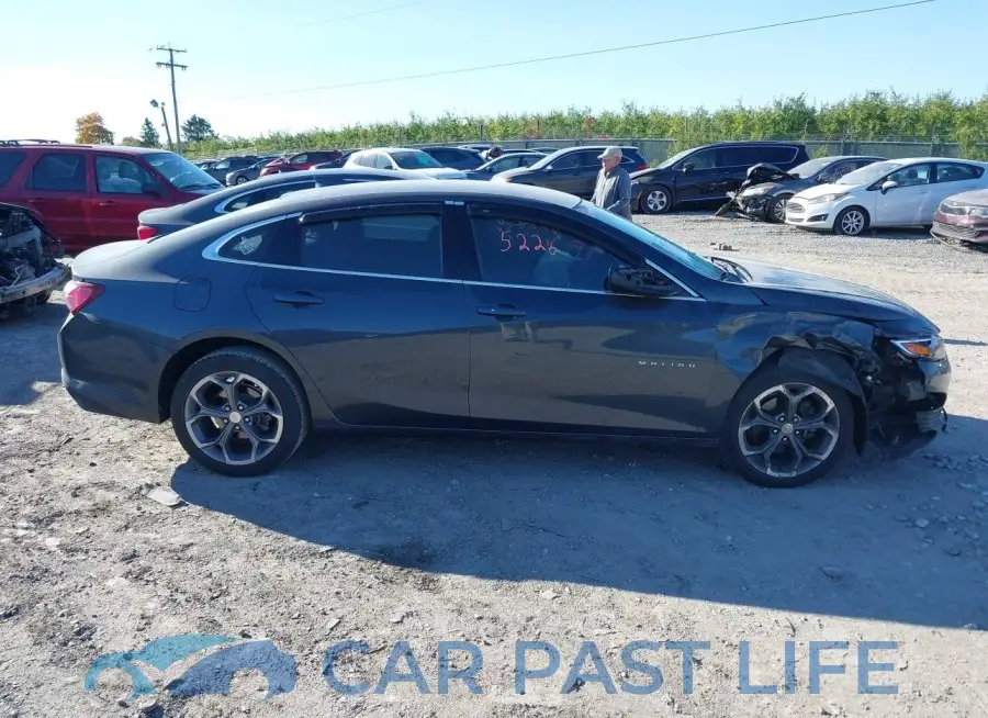 1G1ZD5ST8LF125967# 13